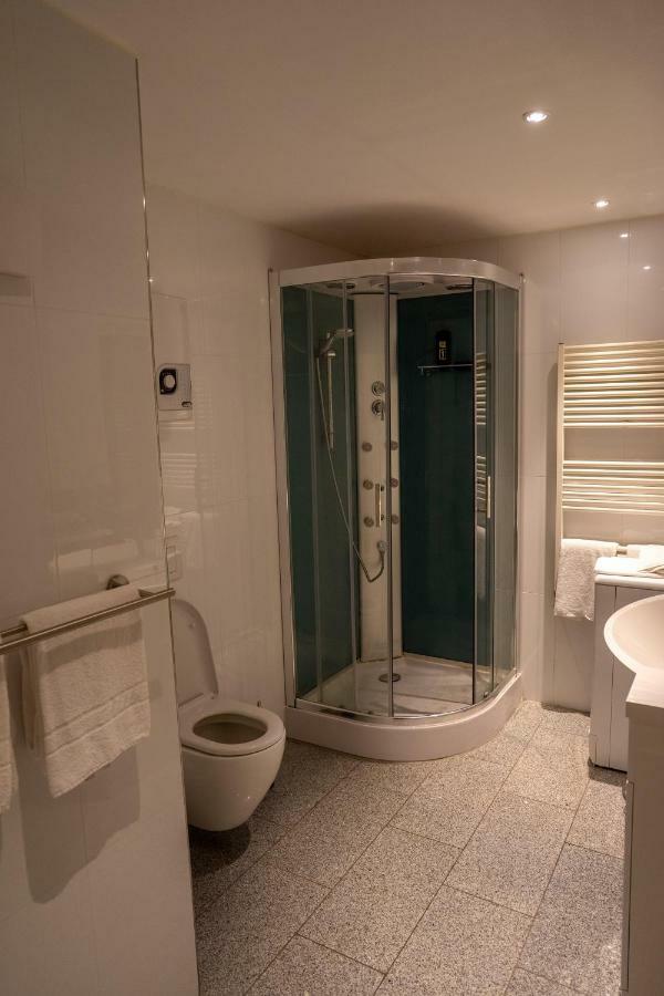 Hotel Zur Post Ochsendorf Кёнигслуттер-ам-Эльм Экстерьер фото