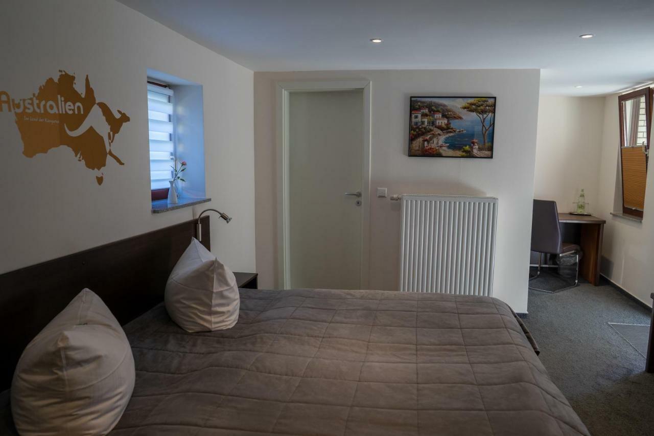 Hotel Zur Post Ochsendorf Кёнигслуттер-ам-Эльм Экстерьер фото