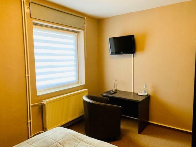 Hotel Zur Post Ochsendorf Кёнигслуттер-ам-Эльм Экстерьер фото